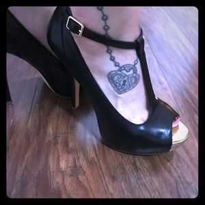 INC black Pumps
